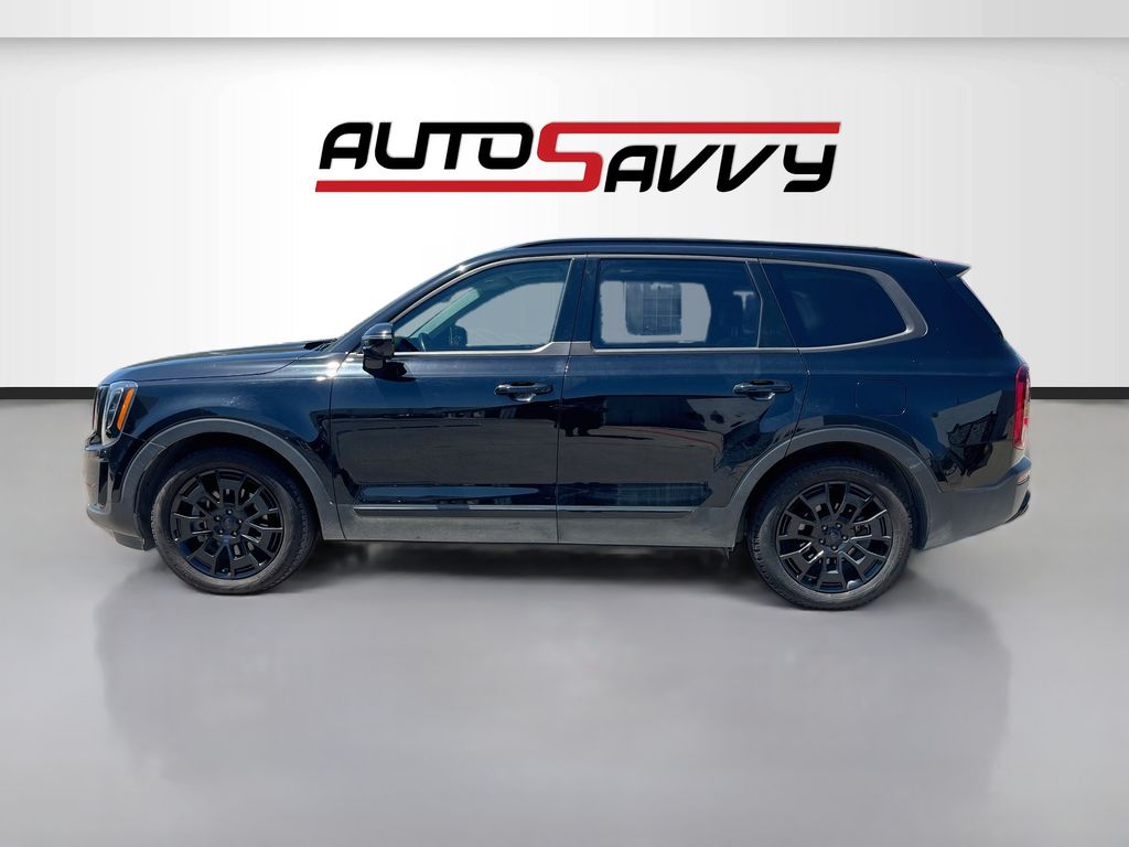 Used 2021 Black Kia SX image 4