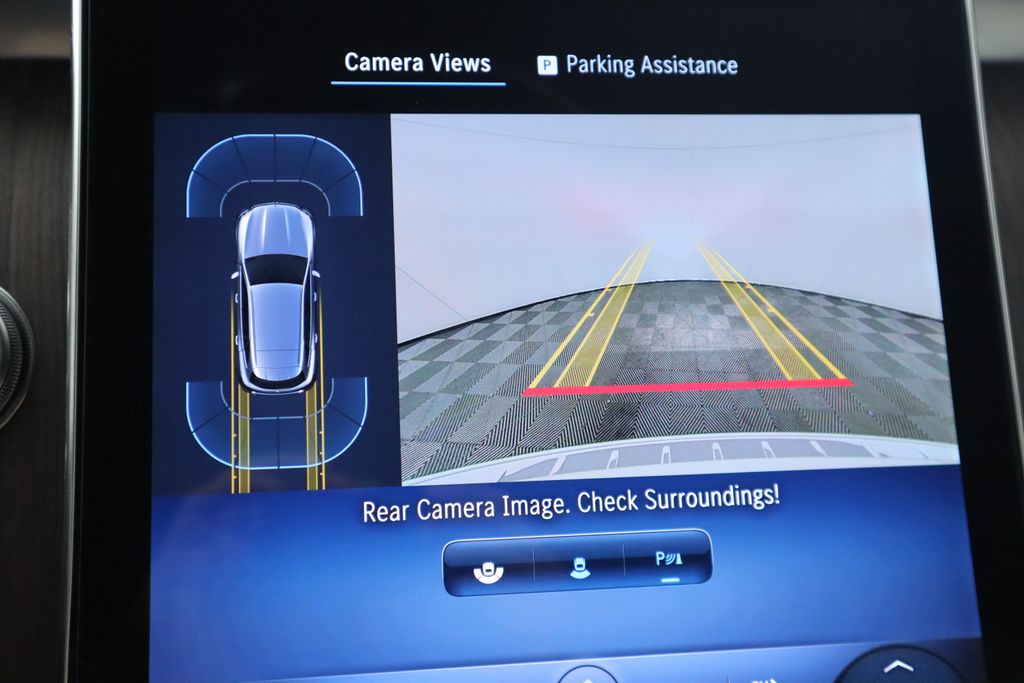 Thumbnail: 2025 Mercedes-Benz GLC - 15