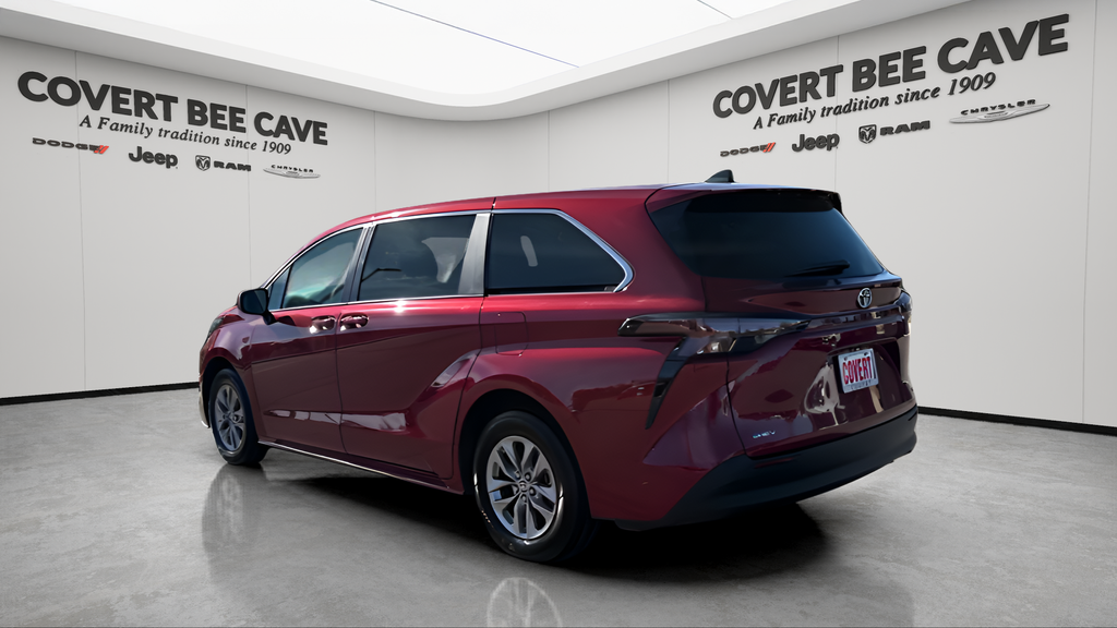 Used Car 2025 Toyota Sienna  Le For Sale Under $50,000 In Austin, Texas