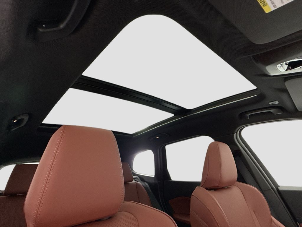 Thumbnail: 2026 BMW X1 - 17