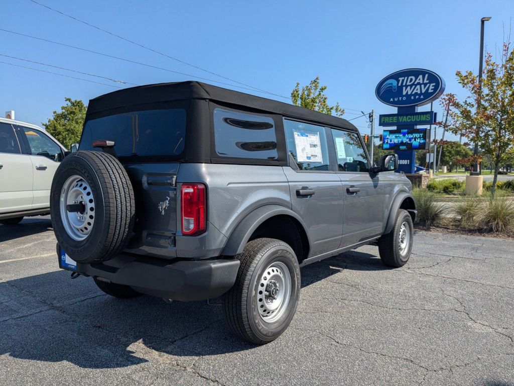 2025 Ford Bronco 