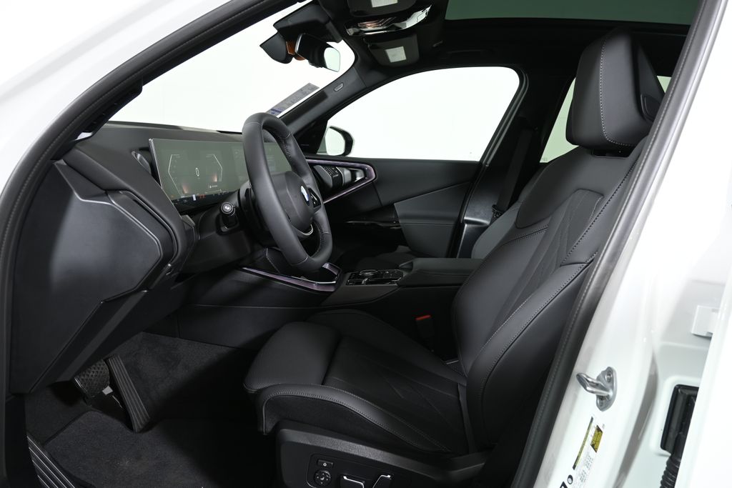 Thumbnail: 2026 BMW X3 - 3