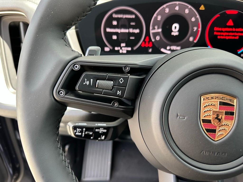 Thumbnail: 2025 Porsche Cayenne - 21