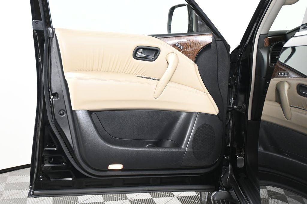 2019 Nissan Armada Platinum Edition 29