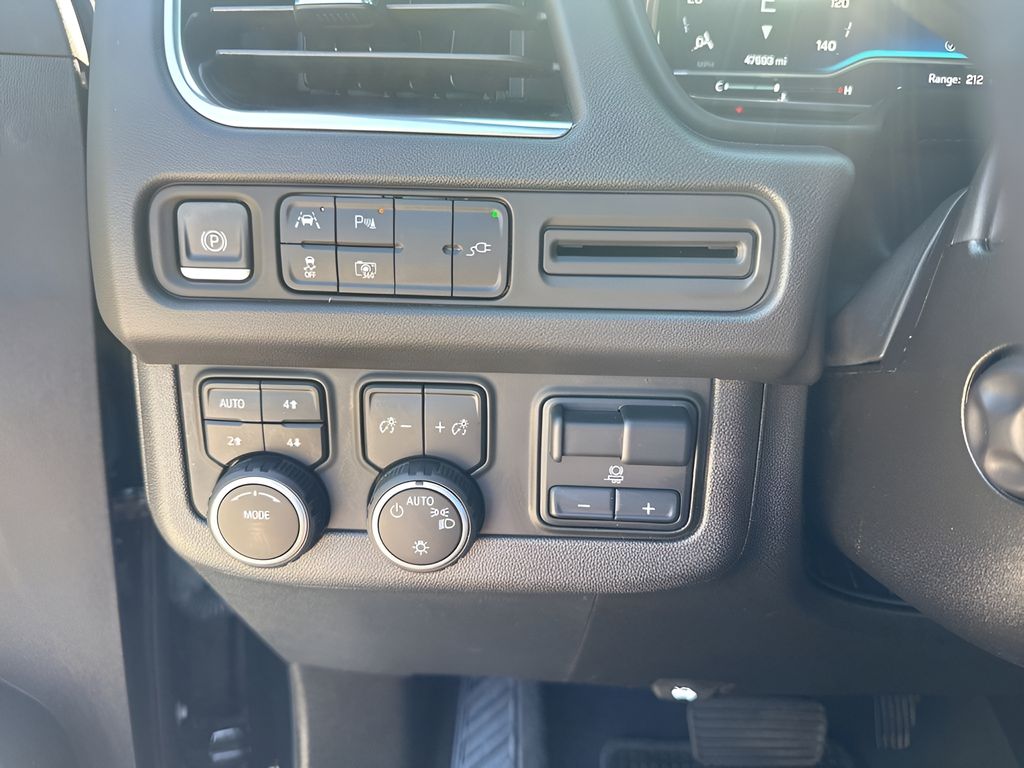 Used Car 2022 Chevrolet Suburban  Rst For Sale In Austin, Texas