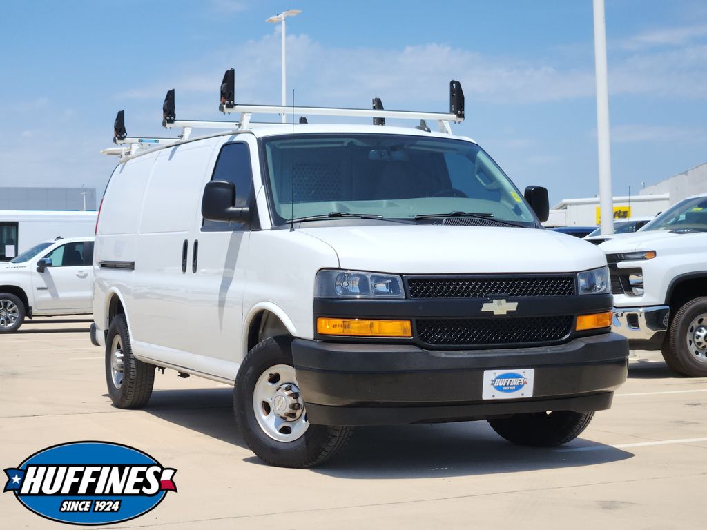 Summit White 2022 Chevrolet Express Cargo Van Rear-Wheel Drive 6-Speed Automatic Overdrive