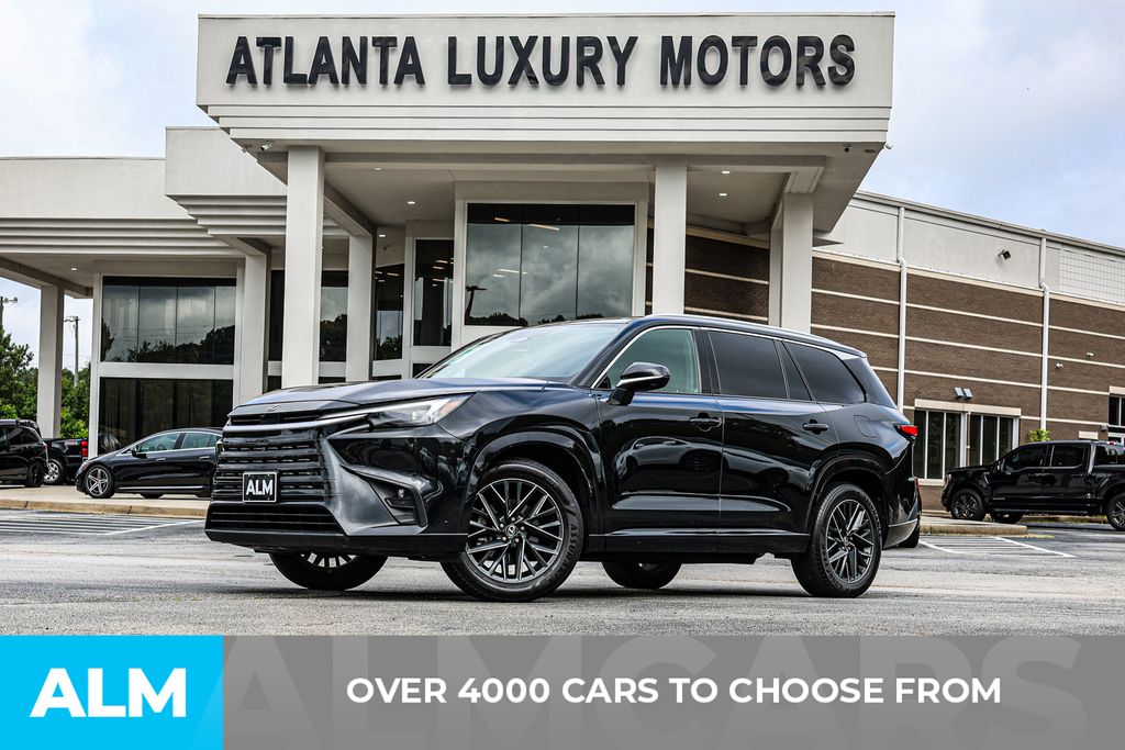 Used 2025 Black Lexus 350 Premium image 3