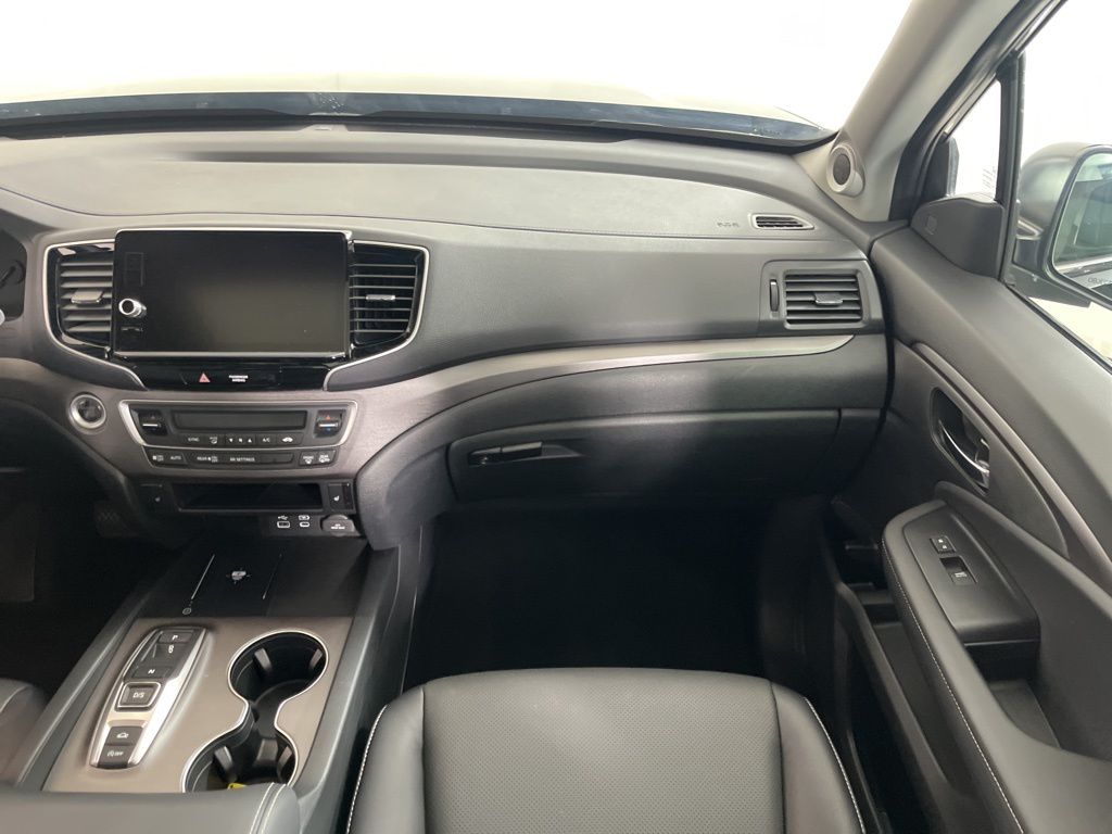 Thumbnail: 2025 Honda Ridgeline - 15