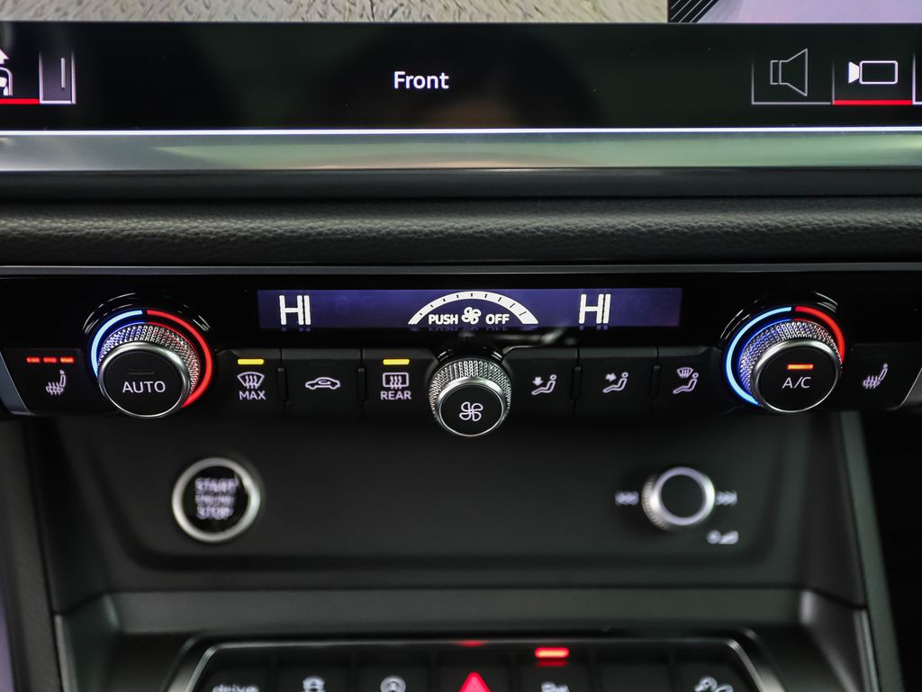 Thumbnail: 2022 Audi Q3 - 19