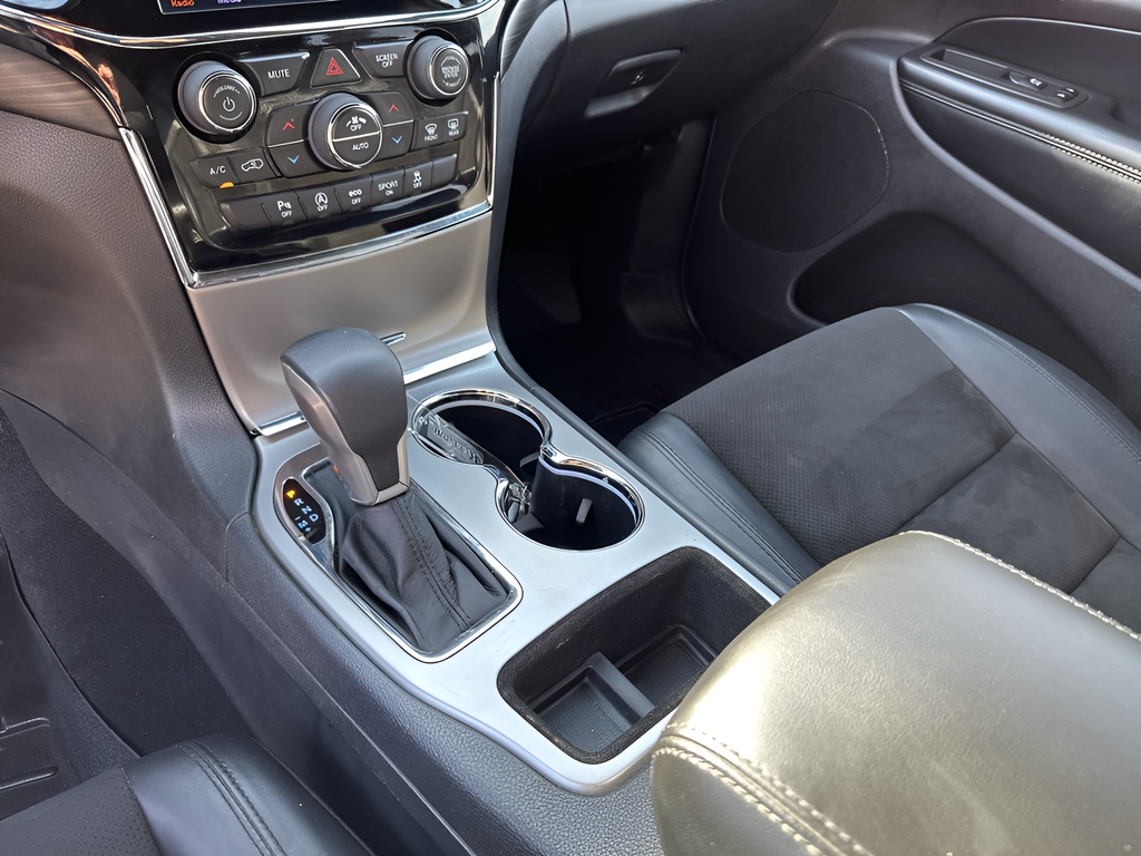 Used Car 2019 Jeep Grand Cherokee  Altitude For Sale Under $15,000 In Austin, Texas