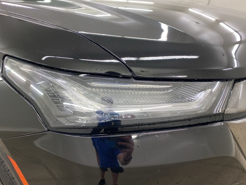 2023 Chevrolet Traverse RS photo