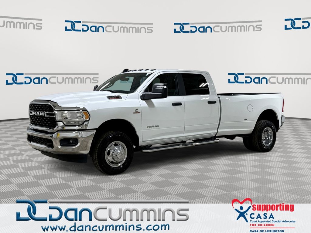2024 RAM 3500 Big Horn Crew Cab LB DRW 4WD