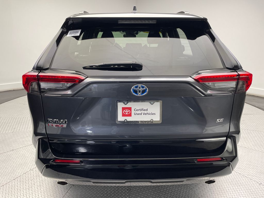 Thumbnail: 2022 Toyota RAV4 - 6