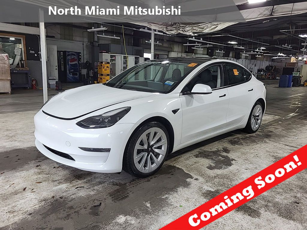 2023 Tesla Model 3 -'s photo