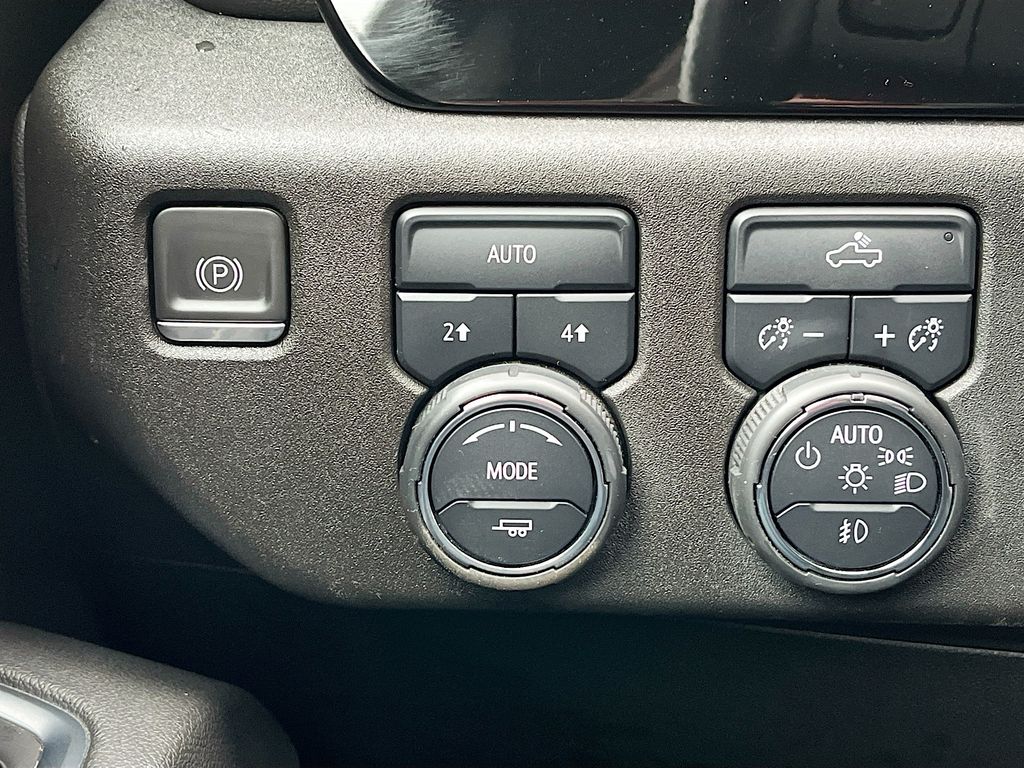 Used 2023 Black Chevrolet RST image 10