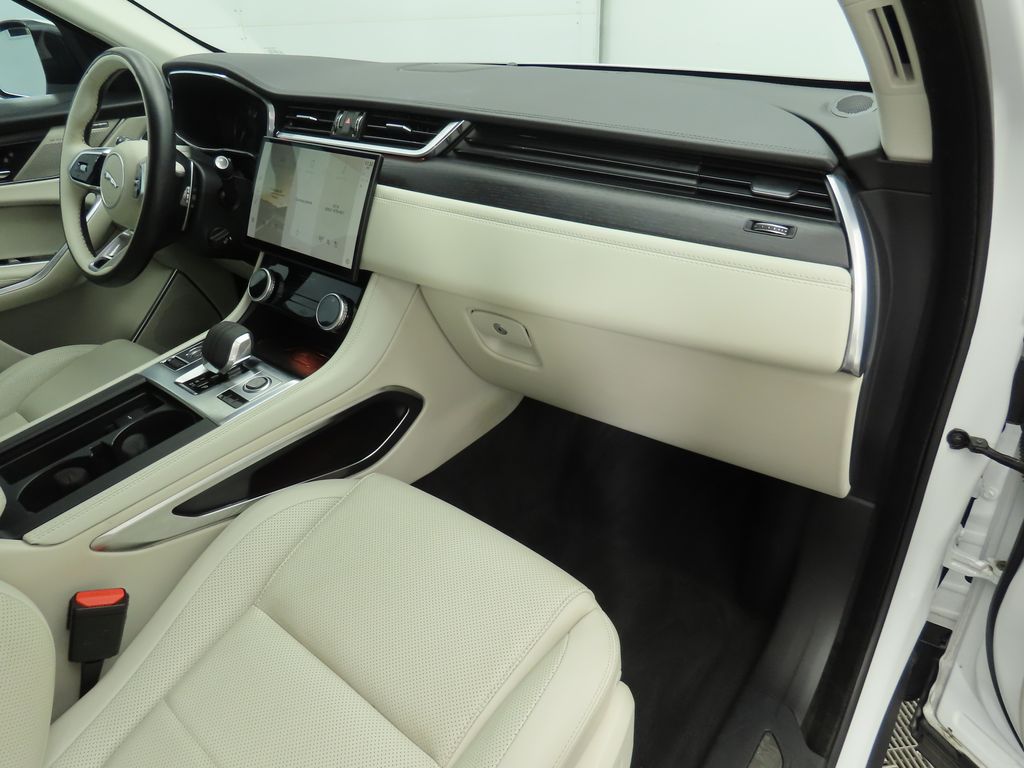 2023 Jaguar F-Pace S 18