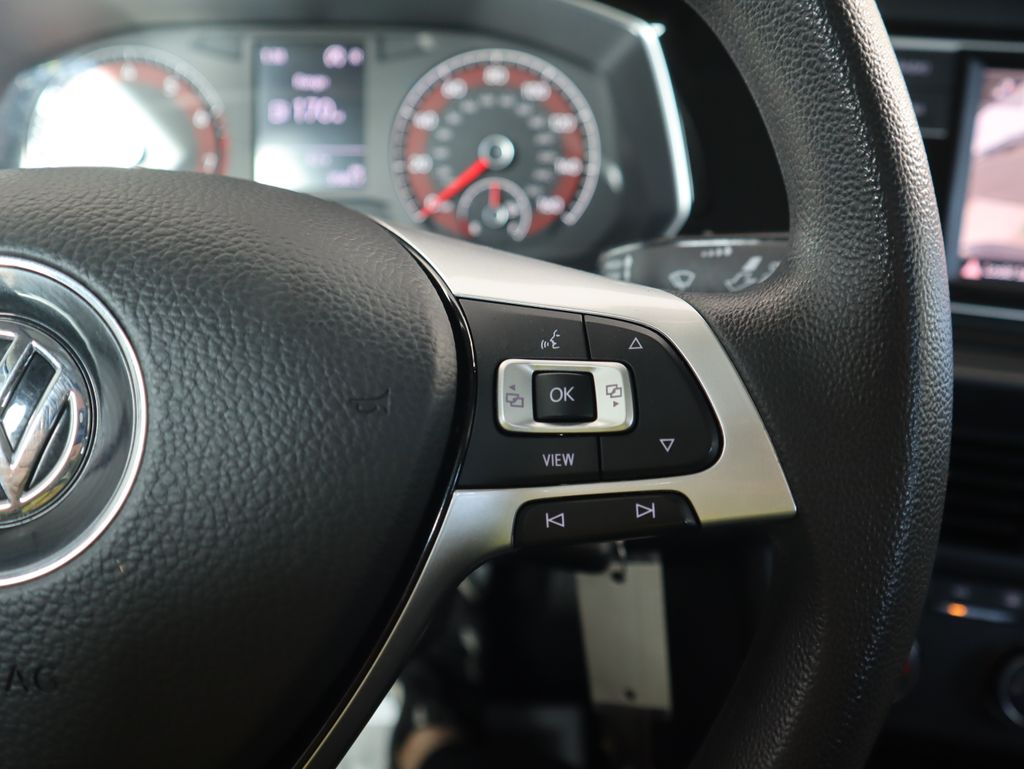 Thumbnail: 2019 Volkswagen Jetta - 12