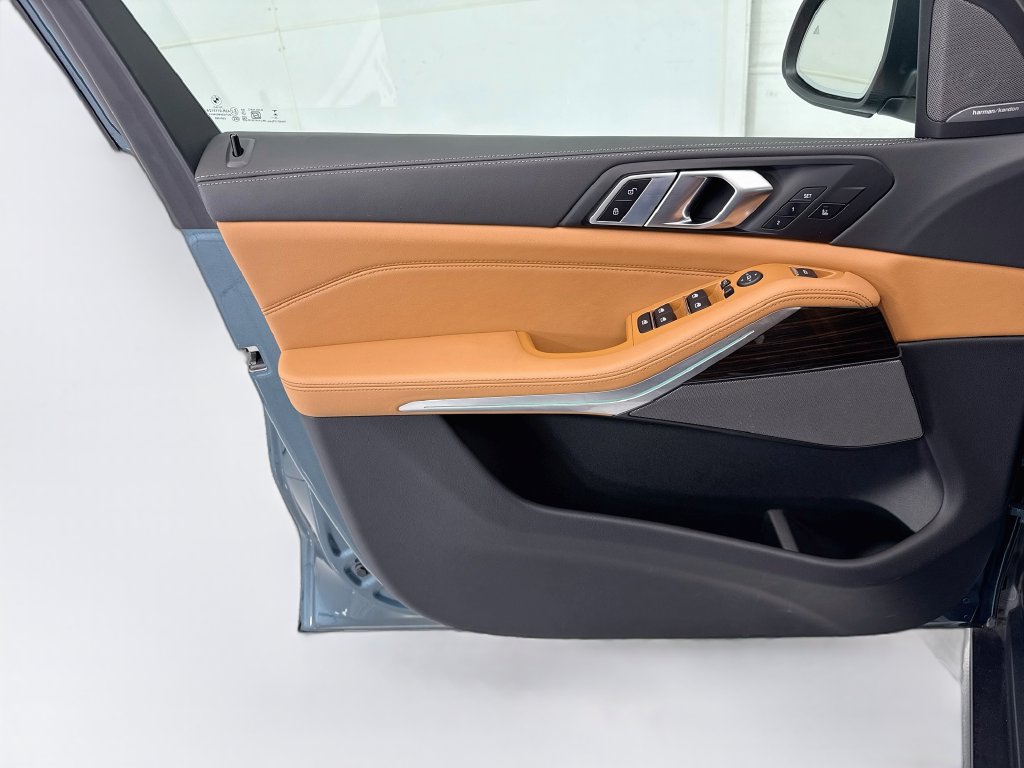 Thumbnail: 2026 BMW X5 - 23