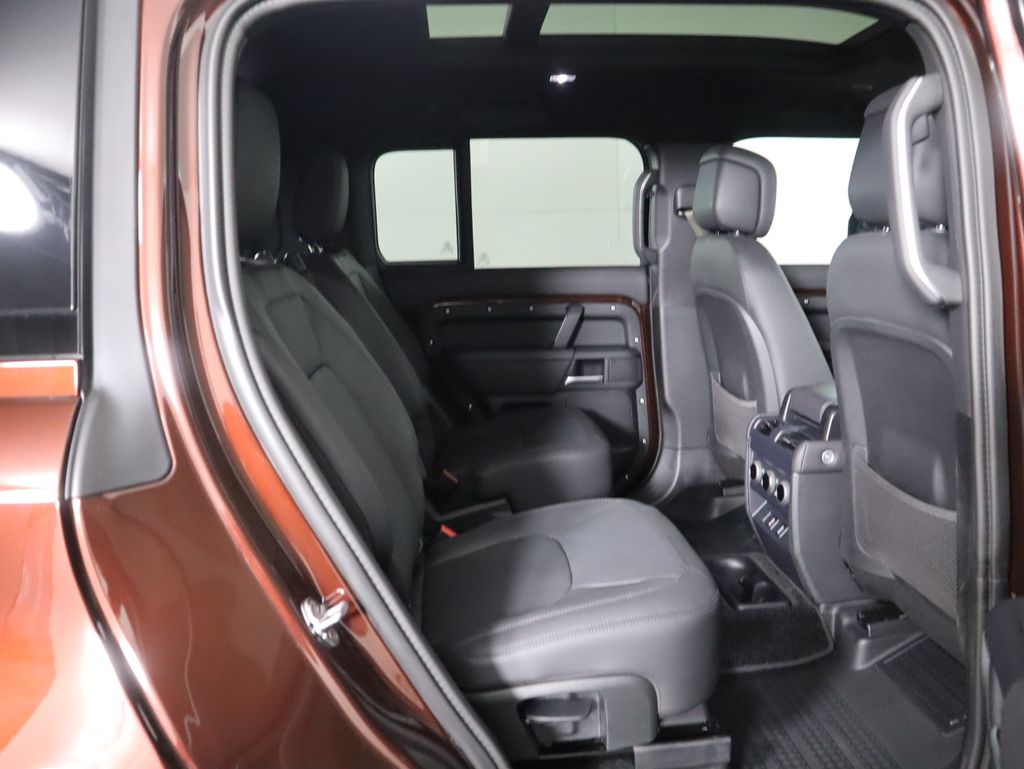 Thumbnail: 2026 Land Rover Defender - 24