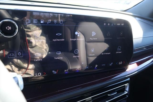 Thumbnail: 2026 Chevrolet Traverse - 25