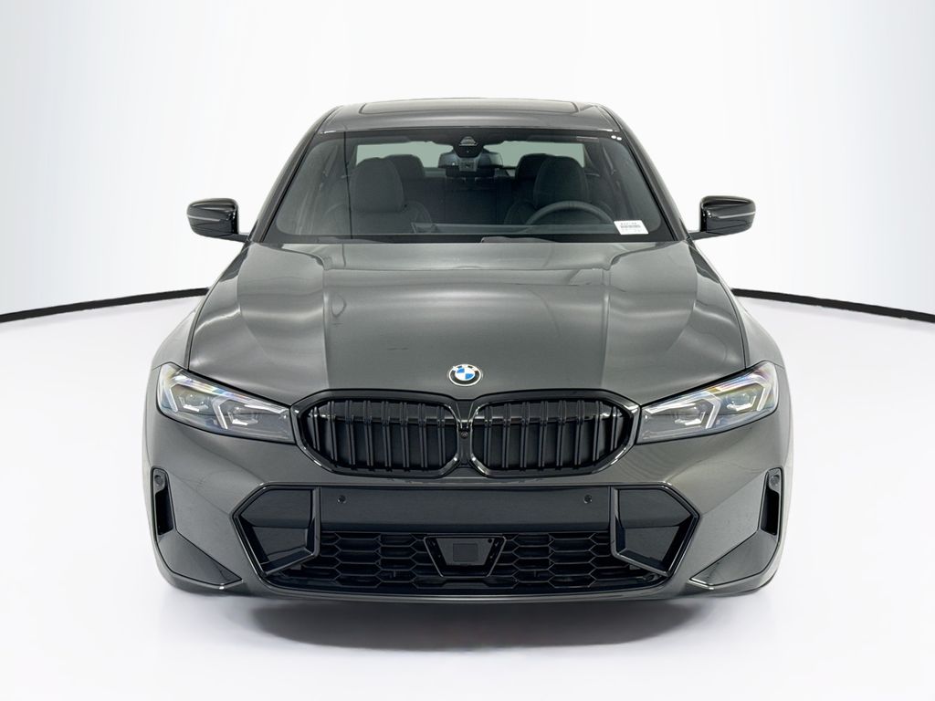 Thumbnail: 2026 BMW 3 Series - 2
