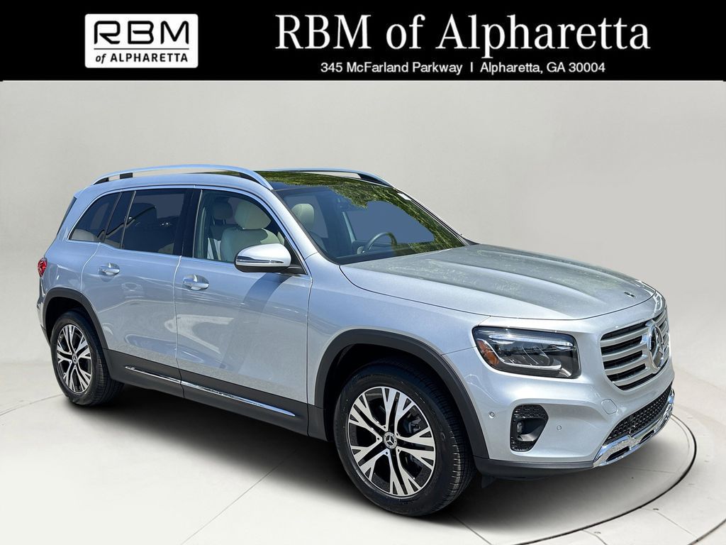 Silver 2025 Mercedes-Benz GLB 250 FWD SUV / Crossover Front-Wheel Drive 8-Speed Dual Clutch