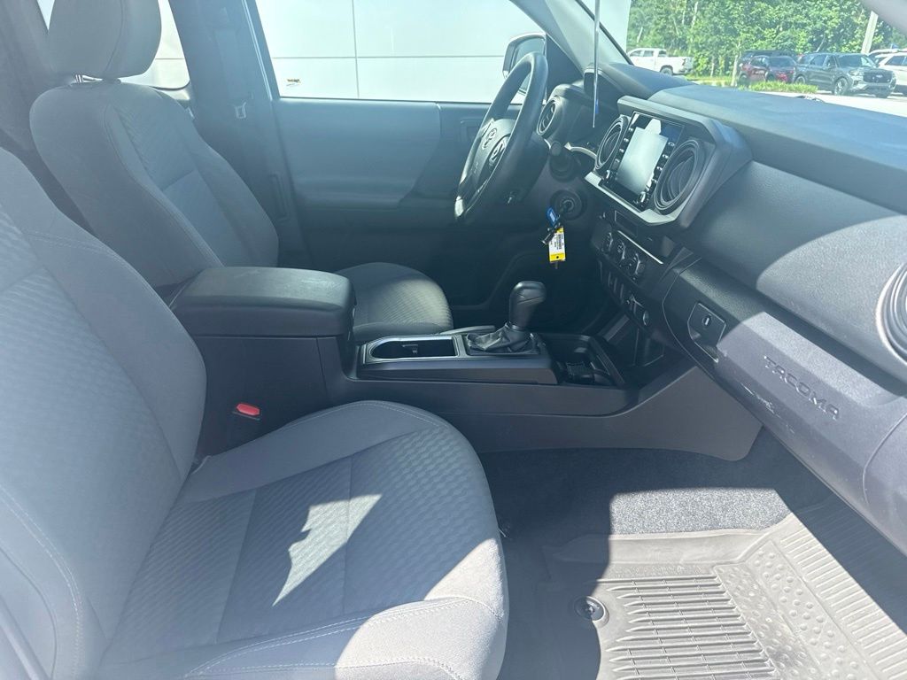 2022 Toyota Tacoma SR V6
