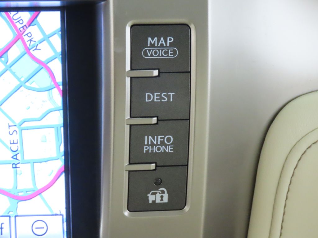 Thumbnail: 2013 Lexus GX - 25