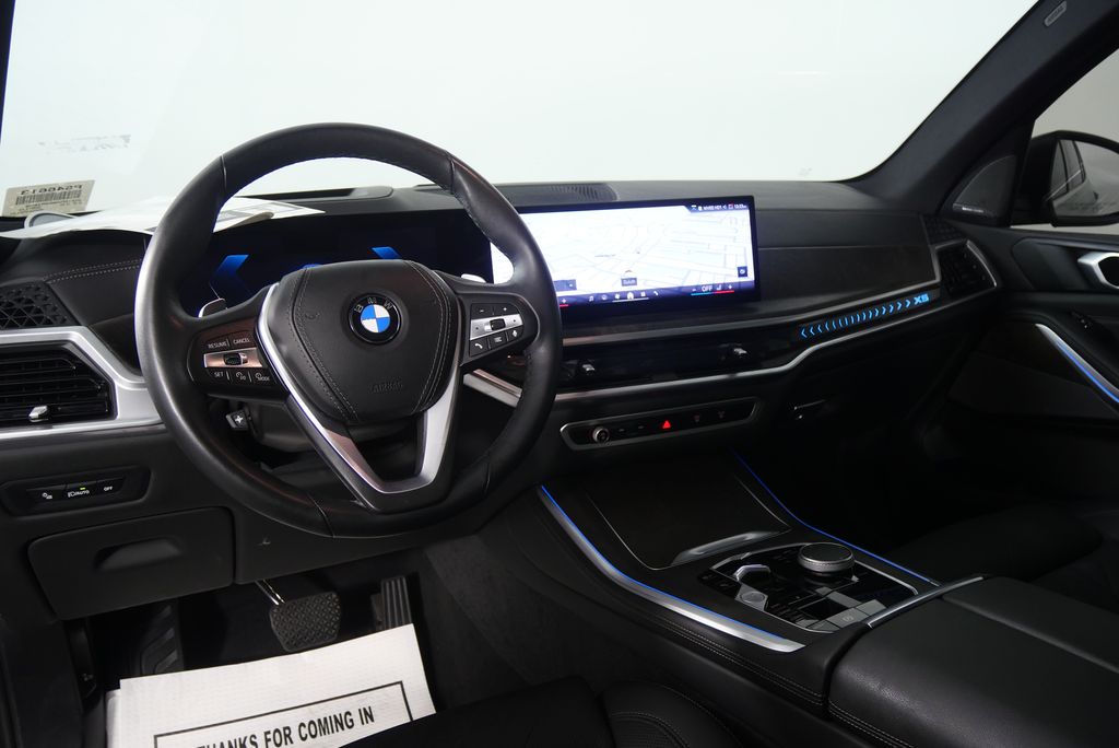 Thumbnail: 2025 BMW X5 - 16