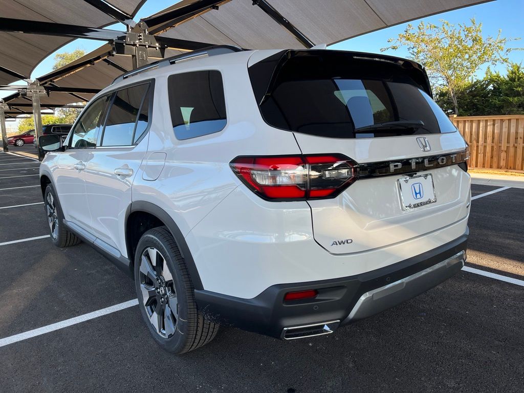 Thumbnail: 2026 Honda Pilot - 4