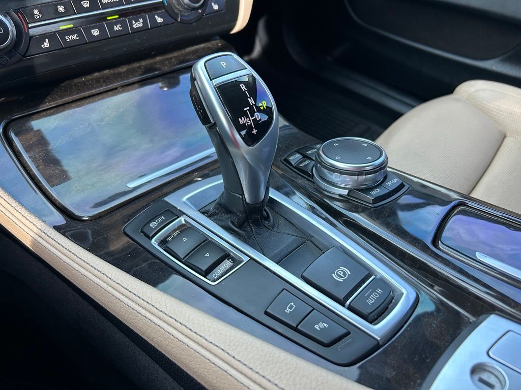 Thumbnail: 2016 BMW 5 Series - 28