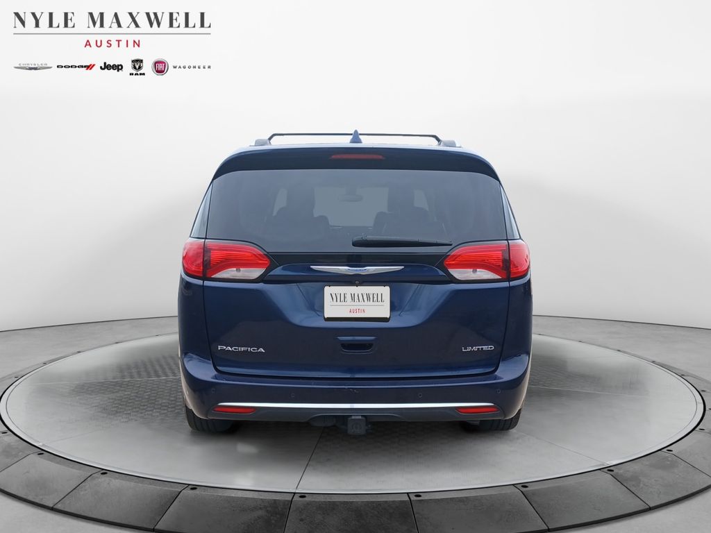 Used Car 2018 Chrysler Pacifica  Limited For Sale Under $15,000 In Austin, Texas