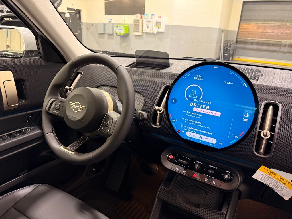 Thumbnail: 2025 MINI Cooper Countryman - 30