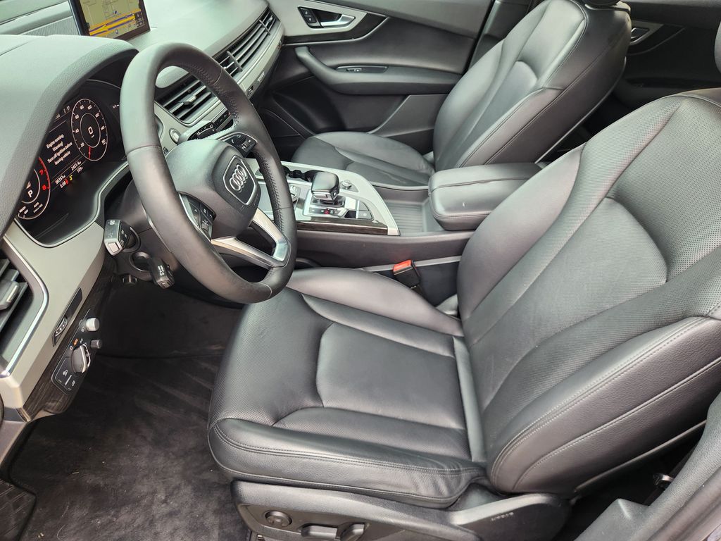 2017 Audi Q7 3.0 TDI Premium Plus Gray at Toyota of Victoria