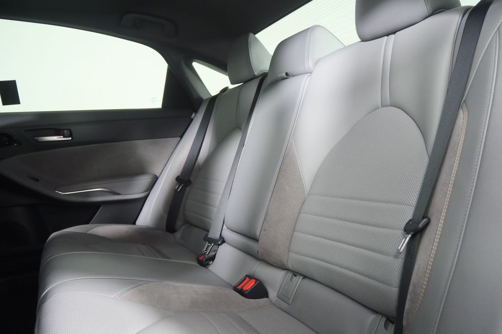Thumbnail: 2019 Toyota Avalon - 15