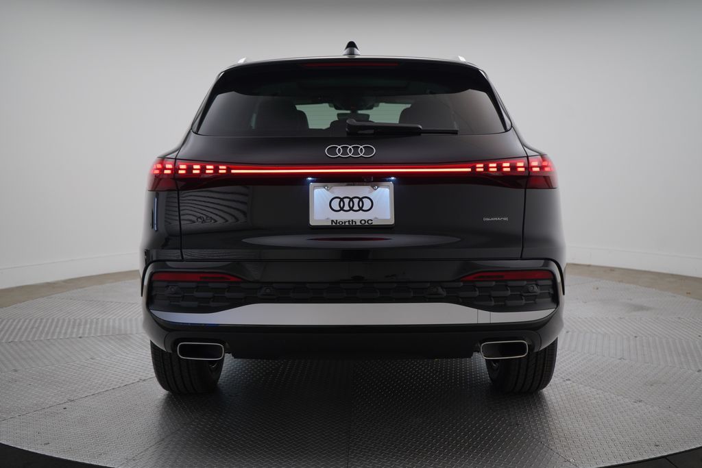 Thumbnail: 2026 Audi Q5 - 4