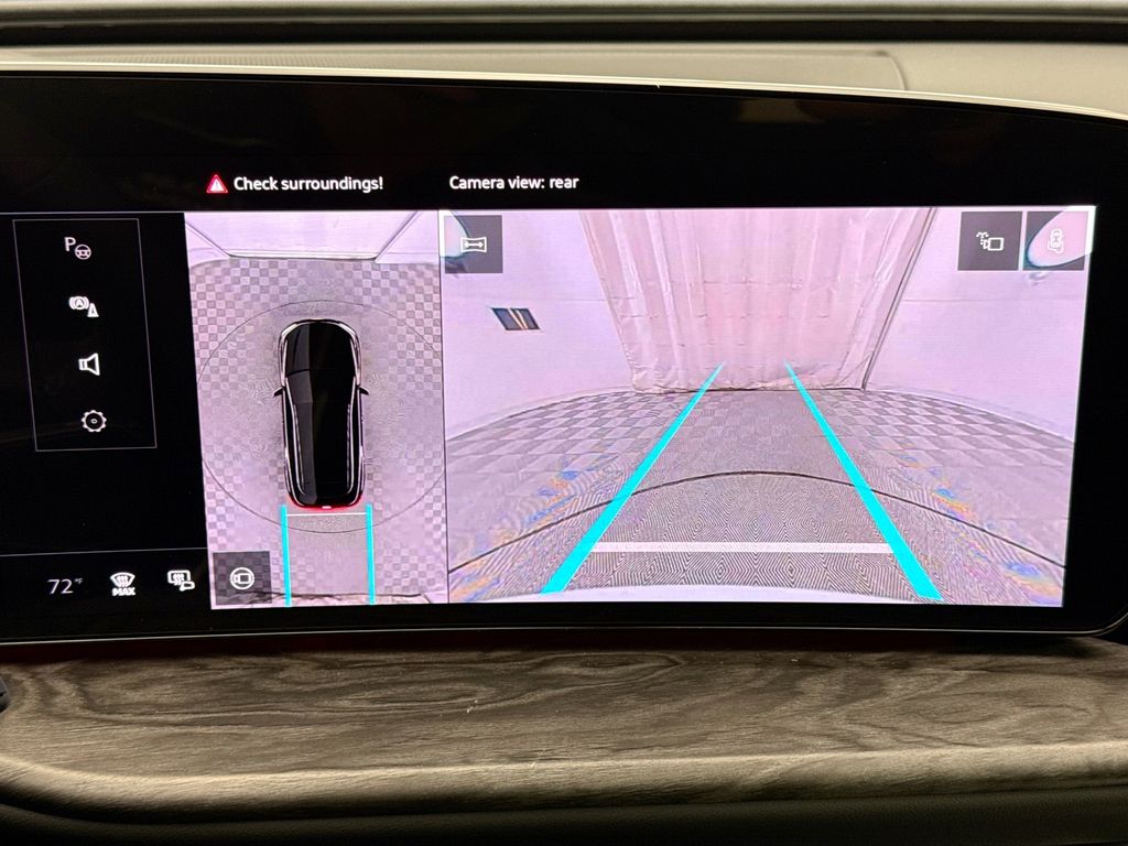 Thumbnail: 2025 Audi Q5 - 16