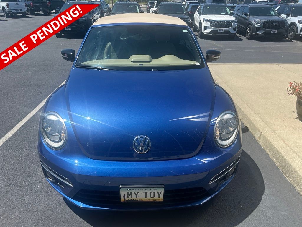 Blue 2015 Volkswagen Beetle Hatchback Front-Wheel Drive 6-Speed Dual Clutch