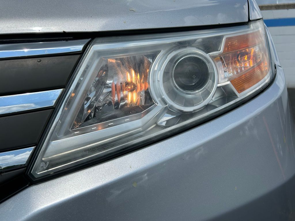 Thumbnail: 2012 Honda Odyssey - 9