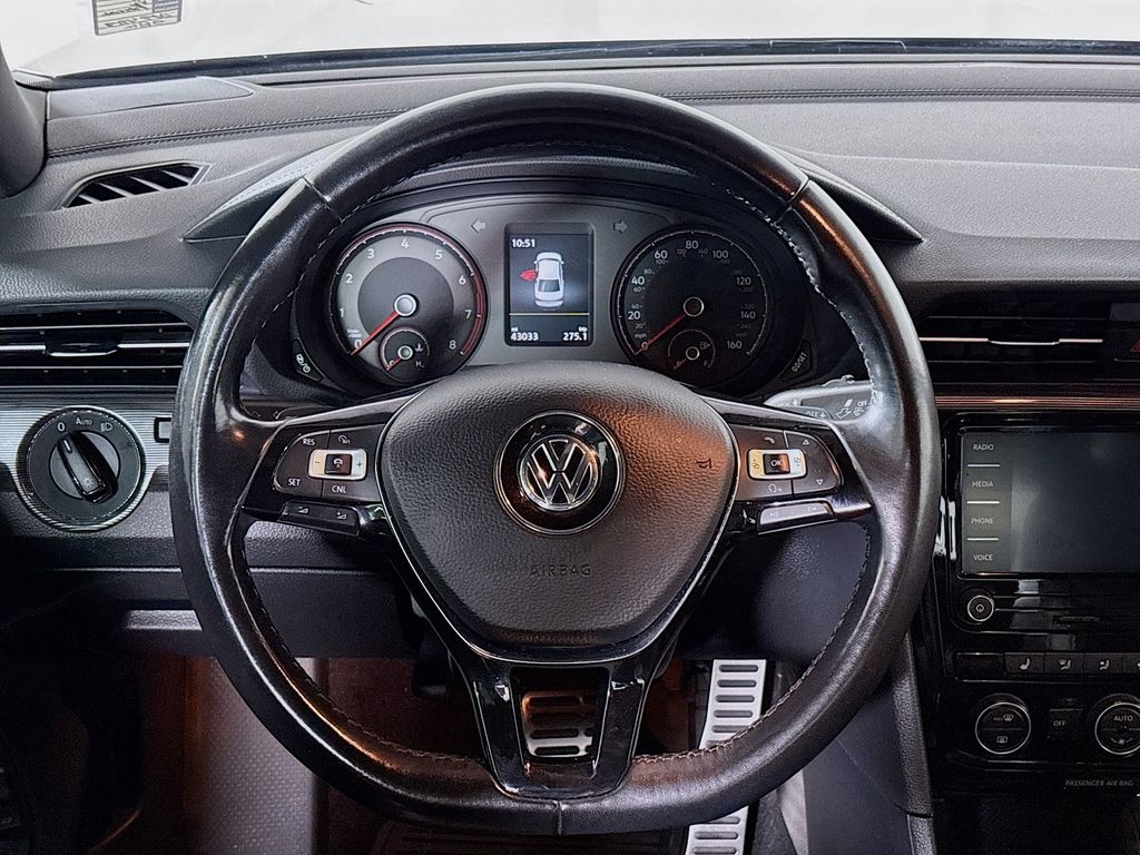 2021 Volkswagen Passat 2.0T R-Line