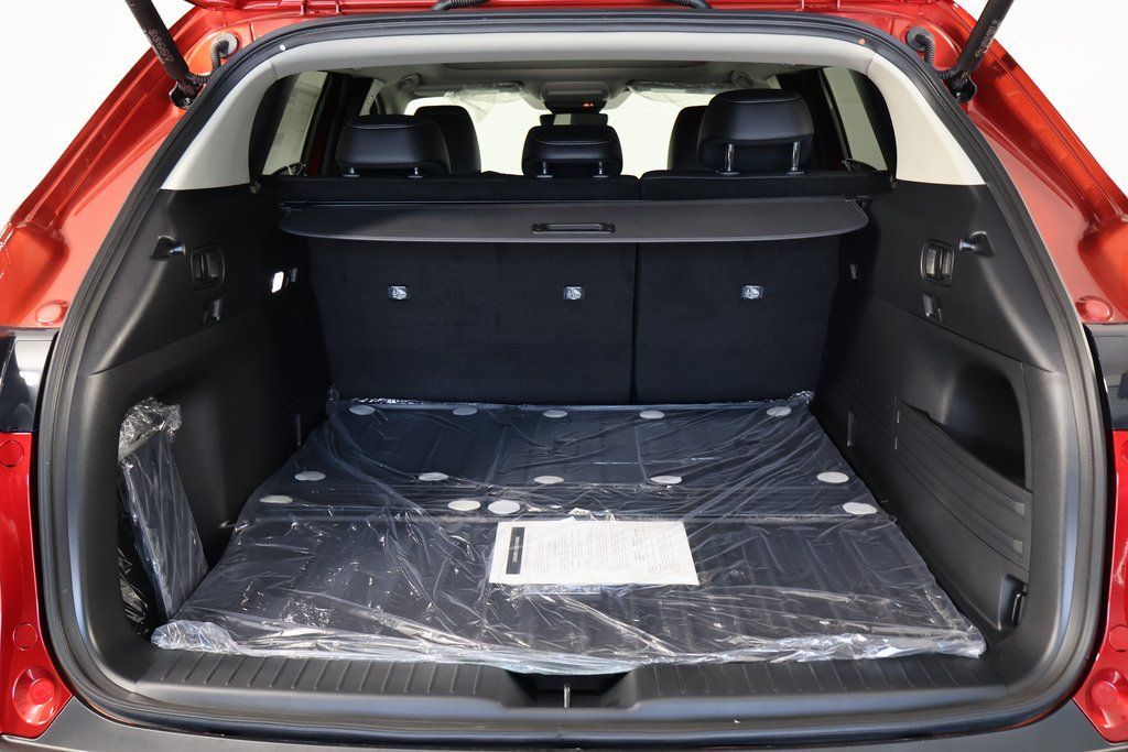 Thumbnail: 2026 Mazda CX-50 - 8