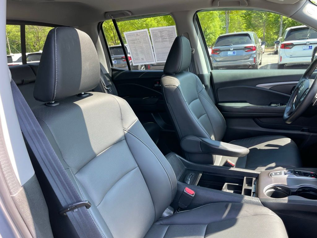 Thumbnail: 2022 Honda Ridgeline - 31