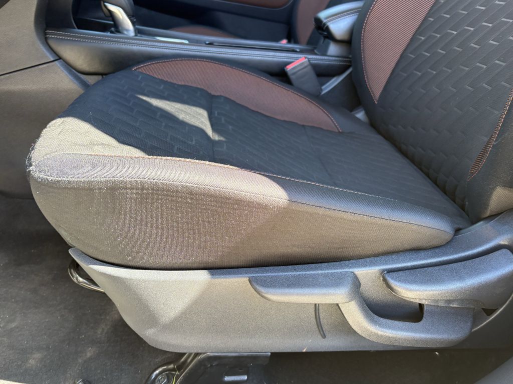 Used 2023 Super Black Nissan SR image 13