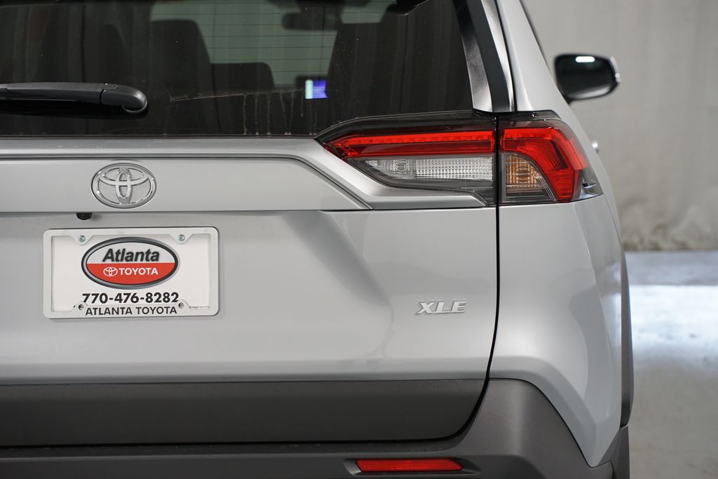 Thumbnail: 2025 Toyota RAV4 - 10