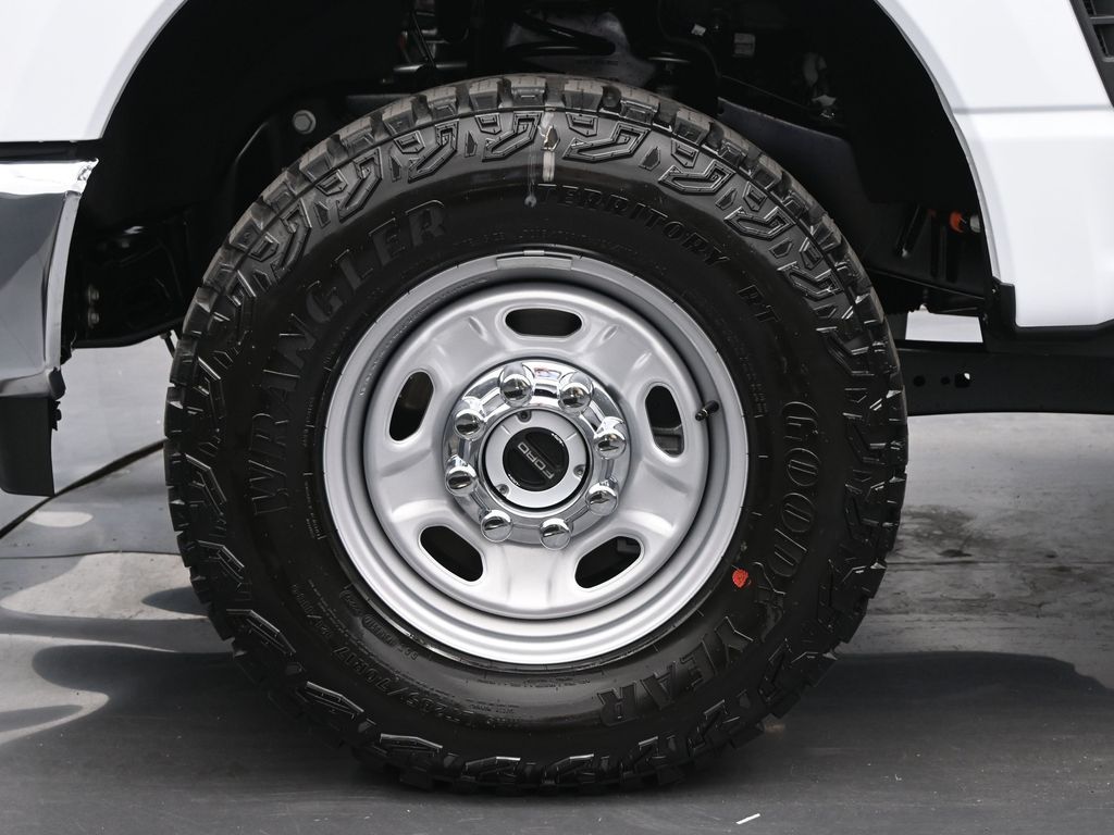 2026 Ford F-250 XL photo 25