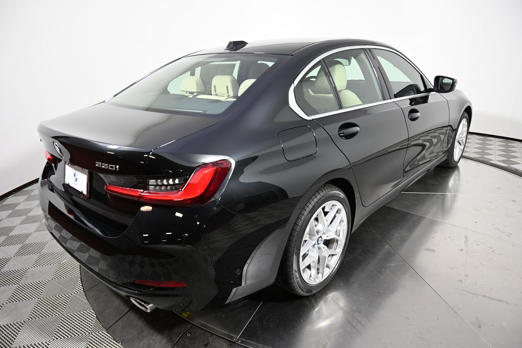 Thumbnail: 2025 BMW 3 Series - 5