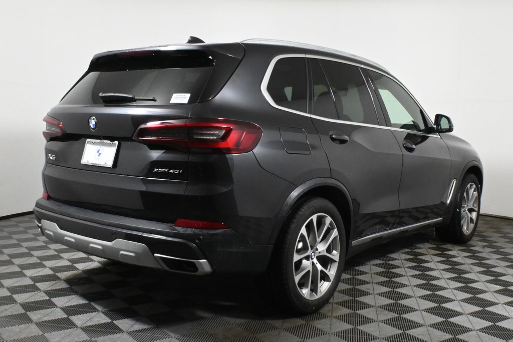 2022 BMW X5 xDrive40i 7