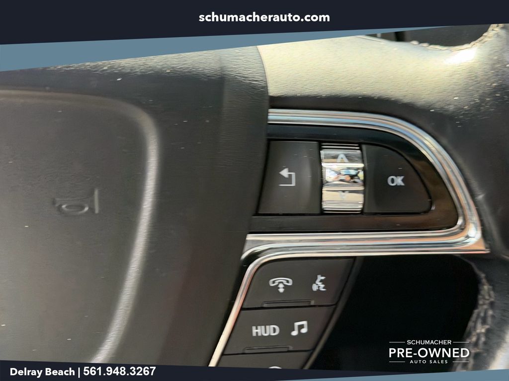 used 2022 Lincoln Navigator car, priced at $51,167