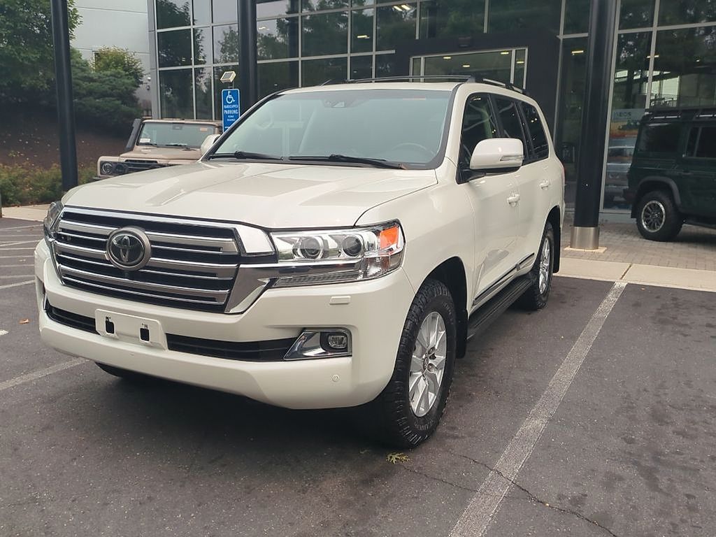 White (Blizzard Pearl) 2016 Toyota Land Cruiser SUV / Crossover All-Wheel Drive 8-Speed Automatic