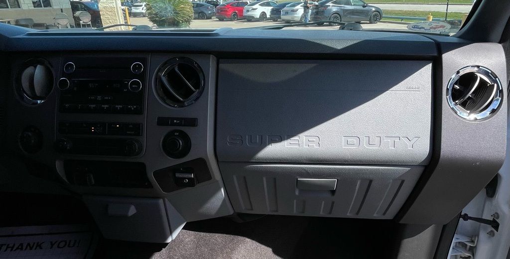 2016 Ford F-250SD XLT White at Emmons Autoplex